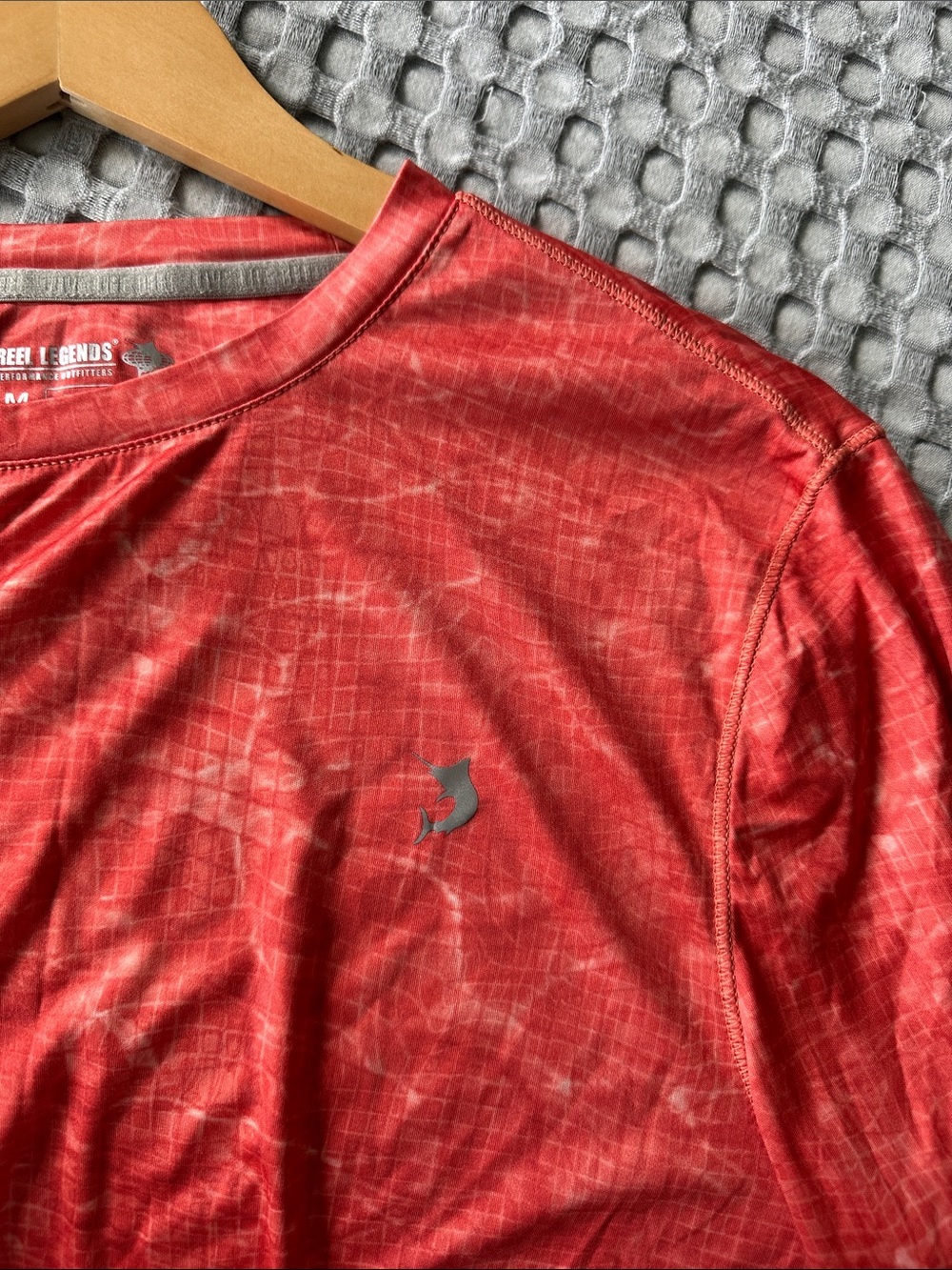 Reel Legends Rash Guard Long-Sleeve Performance Shirt - Picture 4 of 5